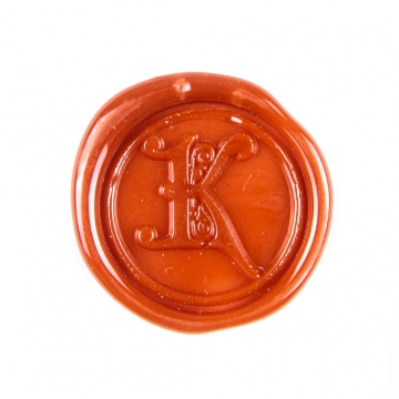 Cachet manuel (sceau) en cire - lettre décorative K